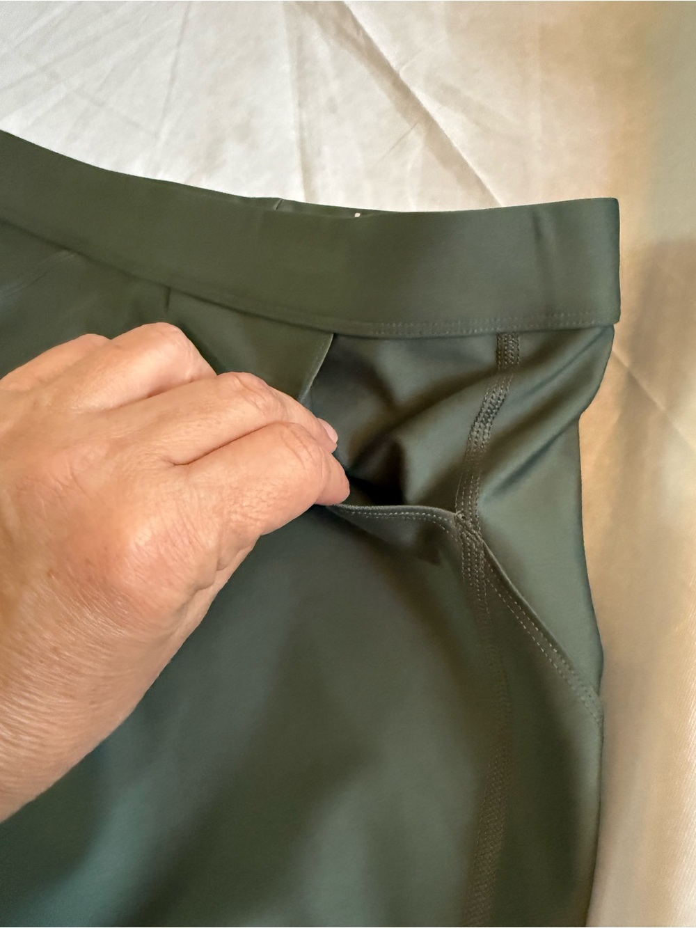 Alo Yoga High Waist Airlift Legging Small Green Olive Full Length Compression - Picture 5 of 7
